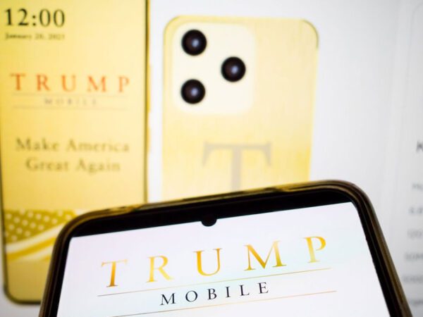 Trump T1 phone status 2026