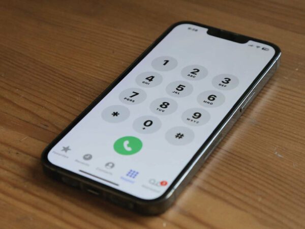 how to reduce phone bill without switching carrier