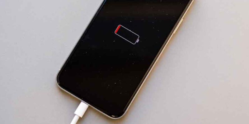phone won't charge after dying