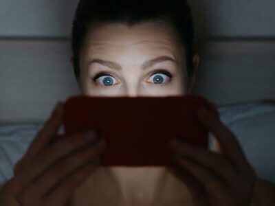protect eyes from phone screen strain