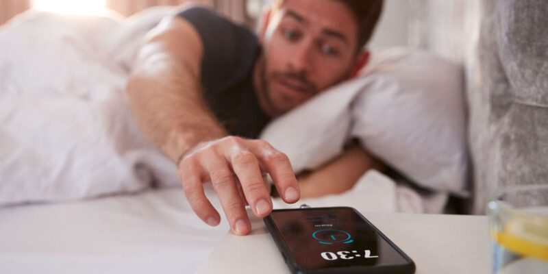 use phone alarm more effectively to wake up