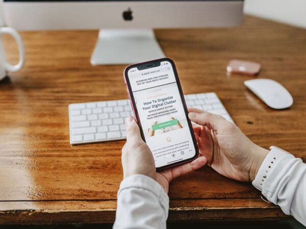 use phone to get organised when overwhelmed