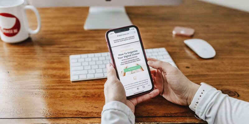 use phone to get organised when overwhelmed