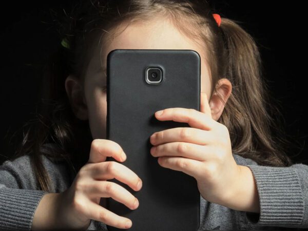 teach children phone safety effectively