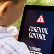 keep kids safe using your phone