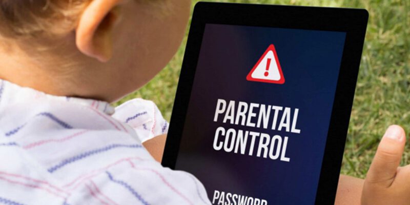 keep kids safe using your phone
