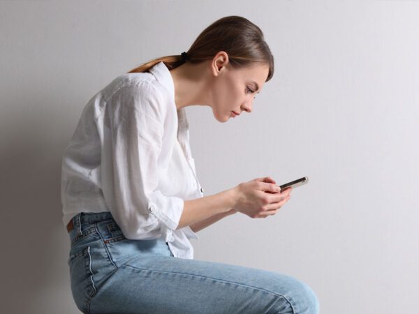 use phone to improve posture