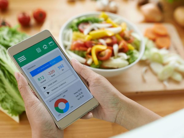 use phone to learn about nutrition