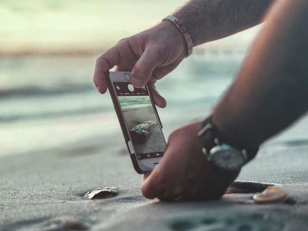 use phone to document and share creative work