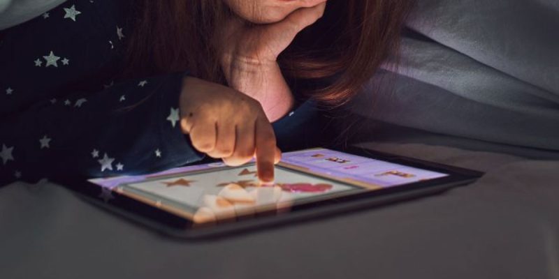 manage children screen time without conflict